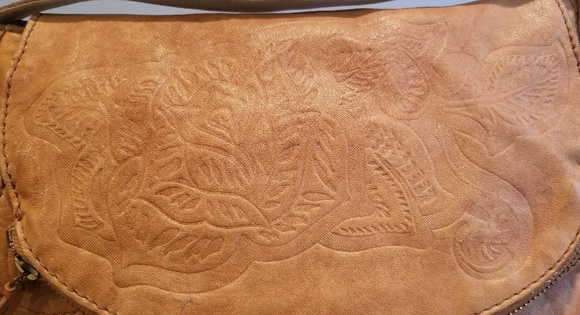 Lucky Brand Italian Leather Shoulder Bag - Picture 2 of 8